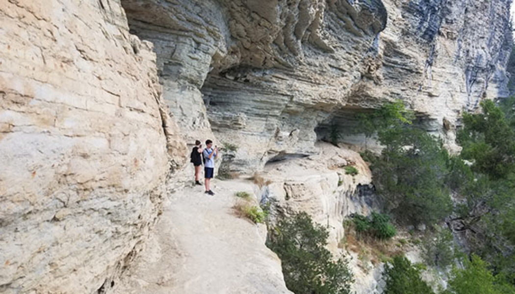 Hiking the Big Bluff Goat Trail on the Buffalo River