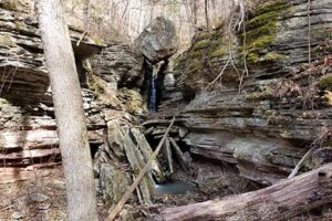 Hike to Balanced Rock Falls