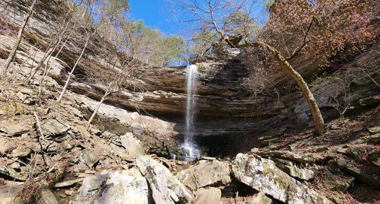 Hike to Devils Canyon Falls